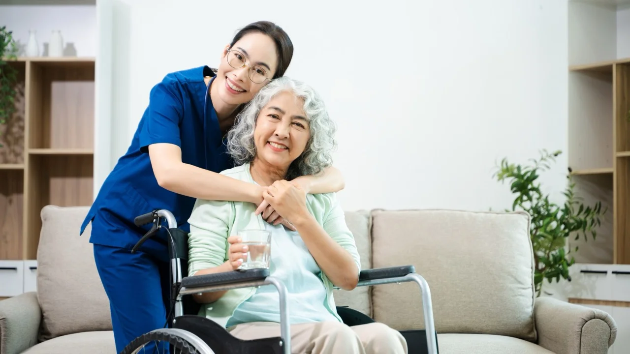 Chăm sóc người già